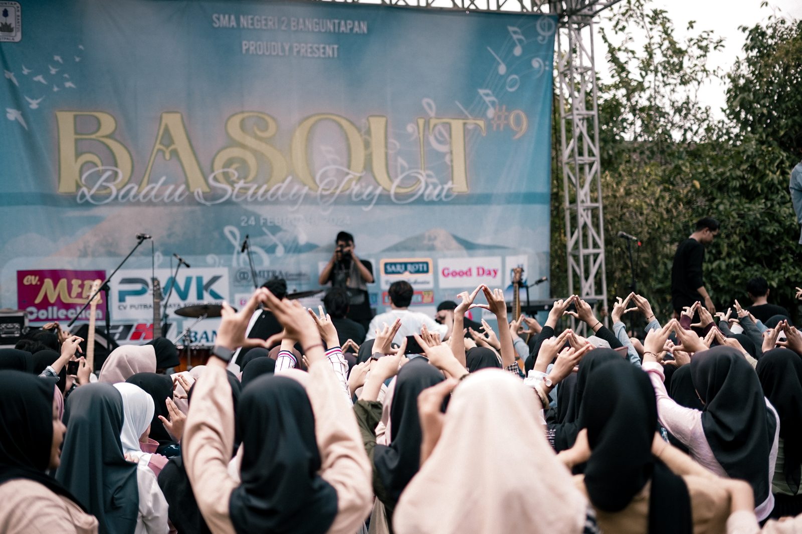 Diandras tampil live 7